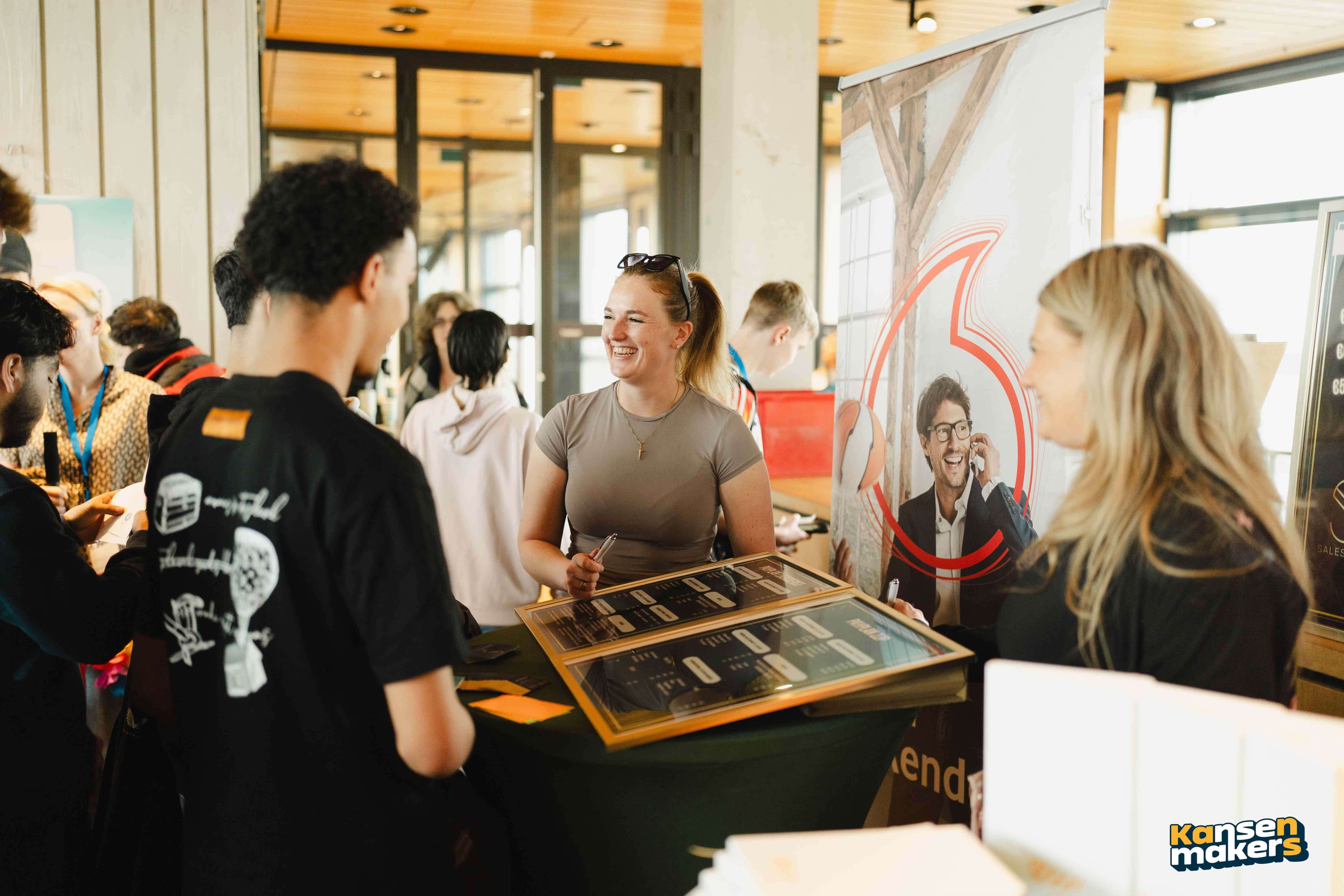 Studenten bij KiesJeJob evenement